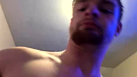 Snapshot of lildurke65 chatting on 12-22-25, 01:46 lildurke65 online show from 12-22-25, 01:46