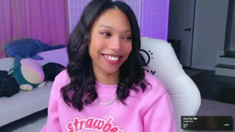 Snapshot of lileviemarie chatting on 04-22-26, 01:19 evie online show from 04-22-26, 01:19