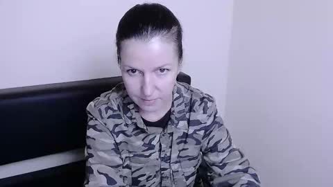 Lili online show from 09-10-25, 07:08