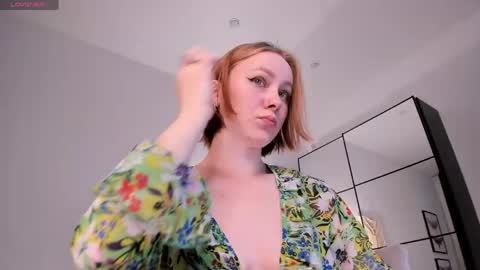 Snapshot of lilian_kroft chatting on 05-07-26, 11:59 LIL online show from 05-07-26, 11:59