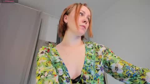 Snapshot of lilian_kroft chatting on 05-14-26, 11:39 LIL online show from 05-14-26, 11:39