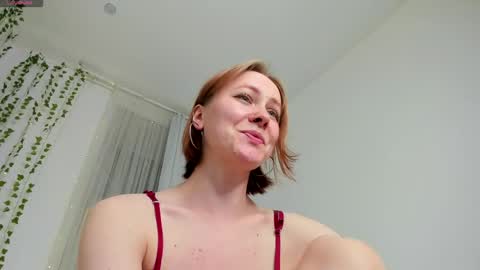 Snapshot of lilian_kroft chatting on 05-24-26, 11:59 LIL online show from 05-24-26, 11:59