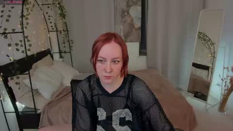 Snapshot of lilian_kroft chatting on 06-16-26, 12:52 LIL online show from 06-16-26, 12:52