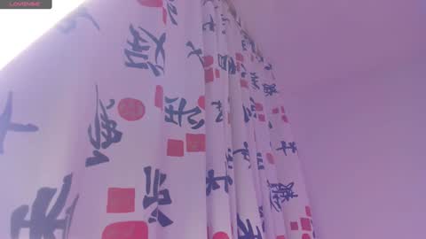 holis soy lily chang no olvides el pulgar arriba es muy importante para mi 3 independent model online show from 01-18-25, 06:13