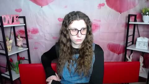 lilianashine online show from 02-25-26, 06:01