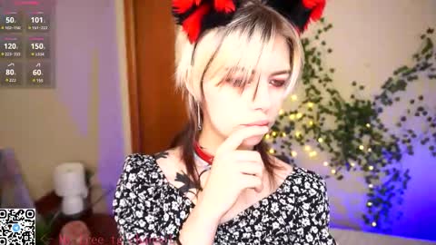 Lilian online show from 12-19-25, 06:53