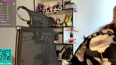 Lilian online show from 04-15-26, 07:15