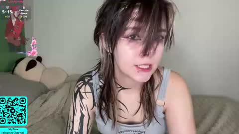 Snapshot of liliandaniels chatting on 07-11-26, 07:22 Lilian online show from 07-11-26, 07:22