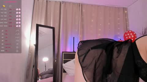 Lilian online show from 02-13-25, 07:56