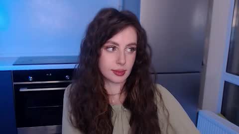 Snapshot of liliatlu chatting on 02-04-26, 09:20 Lilu online show from 02-04-26, 09:20