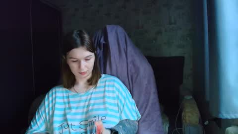 liliawoolf online show from 12-03-25, 07:49