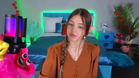 Lili Bakery online show from 11-01-25, 03:30