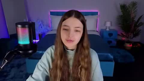 Lili Bakery online show from 11-11-25, 02:11