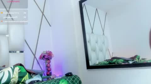 Snapshot of lilicameron_ chatting on 04-17-26, 11:52 LIli cameron online show from 04-17-26, 11:52