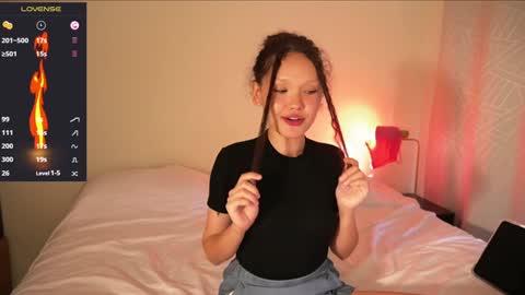 Snapshot of lilicapie chatting on 09-09-25, 12:54 Lilica online show from 09-09-25, 12:54