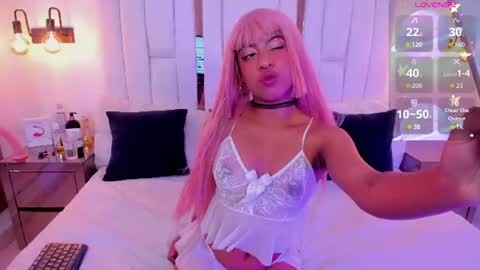 Snapshot of lilieth_white chatting on 06-20-26, 12:41 Lilieth online show from 06-20-26, 12:41