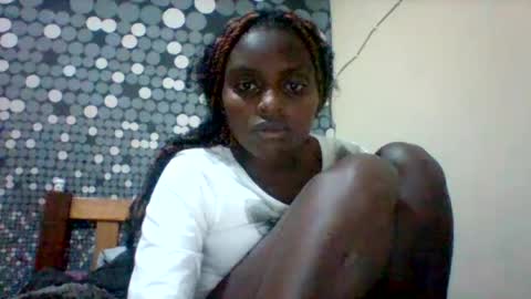 liligal online show from 06-19-26, 07:39