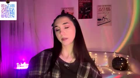 Lina online show from 03-17-26, 10:35