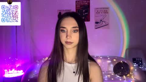 Lina online show from 04-13-26, 10:15