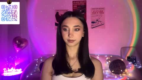 Lina online show from 04-19-26, 10:23