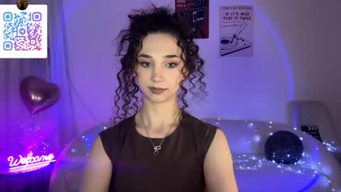 Lina online show from 06-01-26, 10:22