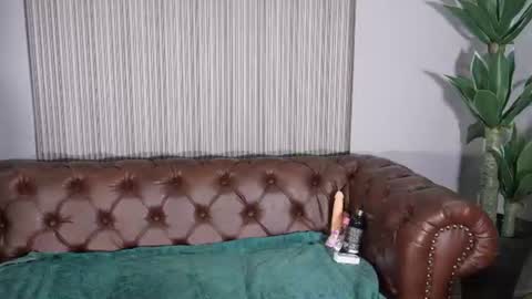 Snapshot of lilii_peach chatting on 06-30-26, 12:11 lilii peach online show from 06-30-26, 12:11