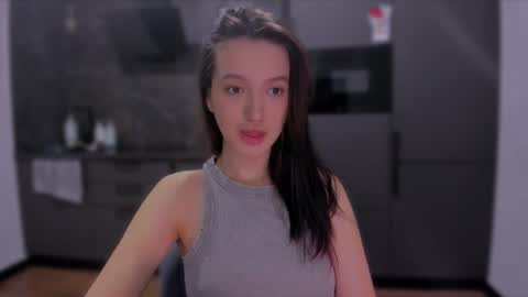             ...  online show from 02-12-25, 04:44