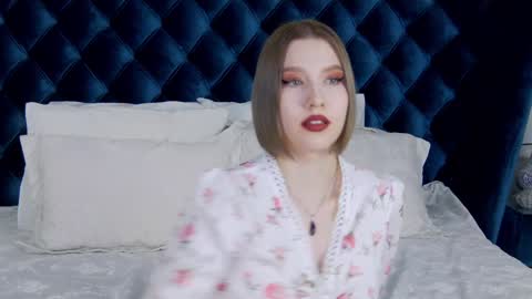 LiliLinn online show from 01-24-25, 02:41