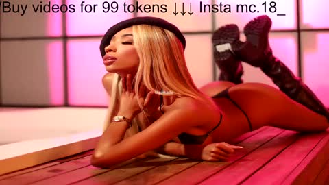 Lili  online show from 12-21-24, 05:58