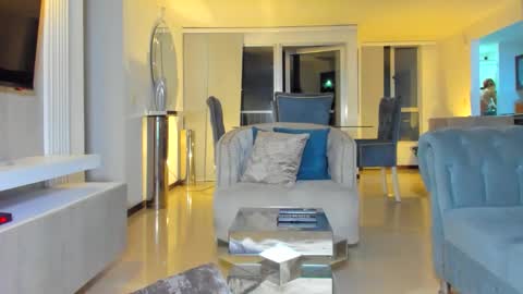 Lili  online show from 03-06-26, 04:42