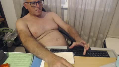 liliputis online show from 06-26-26, 02:21