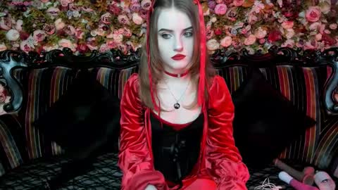 lilit_el_ online show from 12-14-25, 08:30