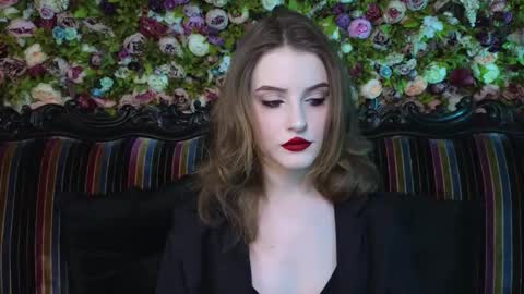 lilit_el_ online show from 01-11-26, 08:41