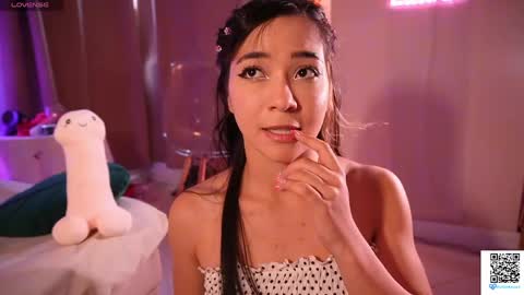 Snapshot of lilith__rosse chatting on 04-22-26, 07:48 Lilith Rosse online show from 04-22-26, 07:48