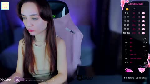 Snapshot of lilith_cain chatting on 01-14-25, 08:20 Lilith online show from 01-14-25, 08:20