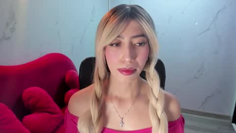 lilith cooper20 online show from 11-20-25, 10:20