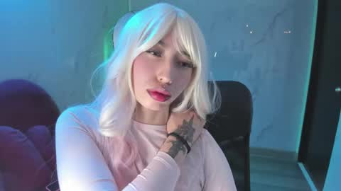 lilith cooper20 online show from 11-21-25, 10:41