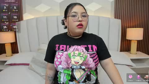 Snapshot of lilith_hills_ chatting on 12-20-24, 01:47 Ashley online show from 12-20-24, 01:47