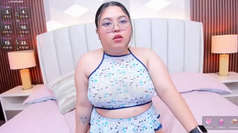 Snapshot of lilith_hills_ chatting on 12-27-24, 06:14 Ashley online show from 12-27-24, 06:14