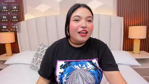 Snapshot of lilith_hills_ chatting on 03-02-25, 01:26 Ashley online show from 03-02-25, 01:26