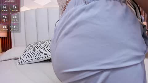 Snapshot of lilith_hills_ chatting on 03-07-25, 05:08 Ashley online show from 03-07-25, 05:08