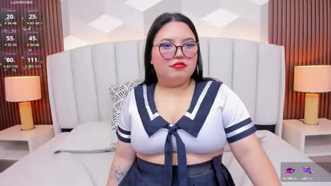 Snapshot of lilith_hills_ chatting on 03-08-25, 01:50 Ashley online show from 03-08-25, 01:50