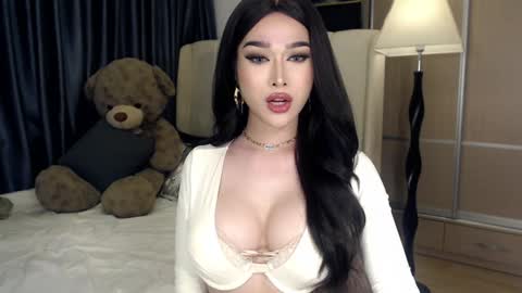 QUEEN LILITH BORBON online show from 12-20-24, 09:00