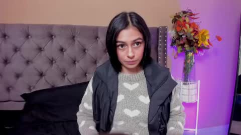 Lili petit  online show from 07-12-26, 03:36