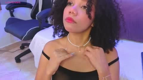 Snapshot of lilith_pink__ chatting on 05-06-26, 03:46 Lilith pink online show from 05-06-26, 03:46