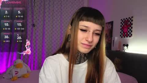 lilith_poison online show from 10-25-25, 06:13