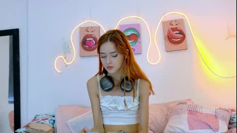 Snapshot of lilith_skinny1 chatting on 06-09-26, 04:13 Lilith online show from 06-09-26, 04:13