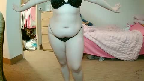 Lilith Angel online show from 01-08-25, 05:05