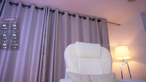 Lili  online show from 03-04-25, 12:18