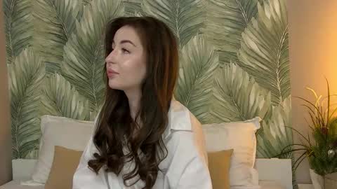Snapshot of lilithlanne chatting on 01-18-26, 12:20 Lilith online show from 01-18-26, 12:20